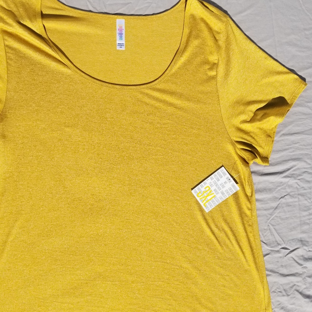 Lularoe gold classic tee